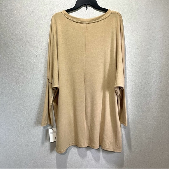 Oversize Fit Pocket Sweater Tunic - Picture 6 of 6